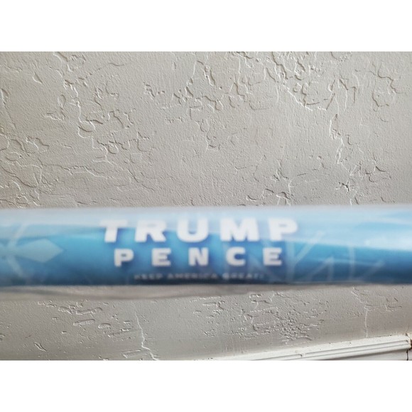 RARE Official Trump MAKE America GREAT AGAIN Snowflake❄ Christmas Wrapping Paper - Picture 2 of 6